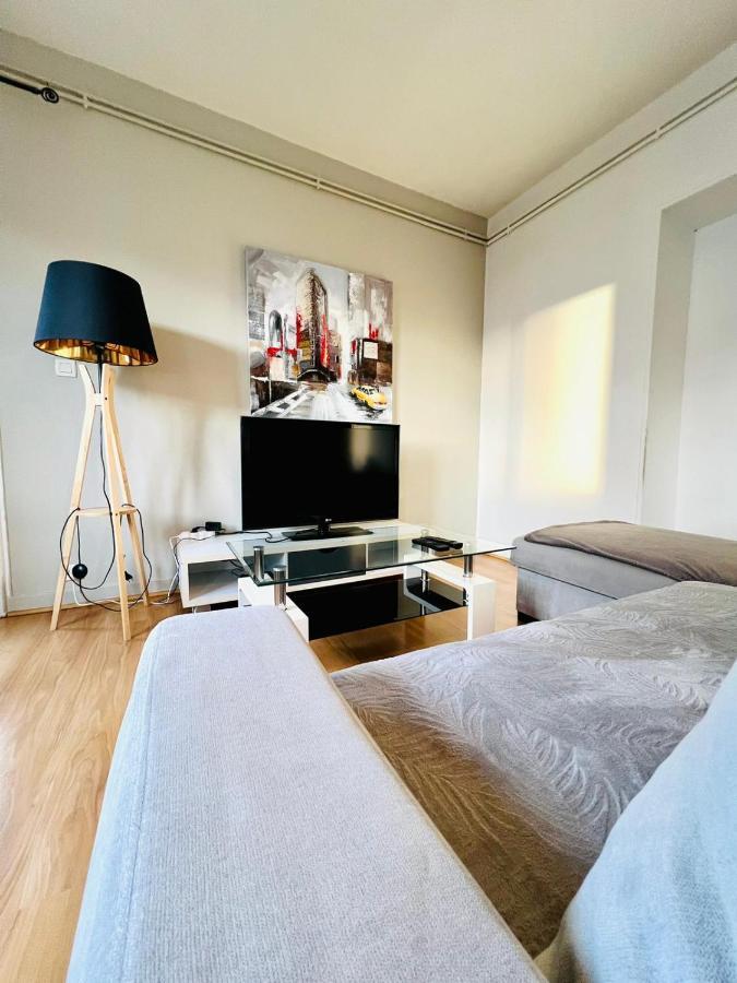 Le Voltaire -2 Chambres- 70M2- Hypercentre-Parking-Wifi Fibre- Nouvelle Literie Tarbes Luaran gambar
